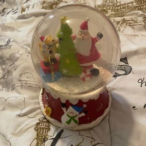 Christmas Snow Globe